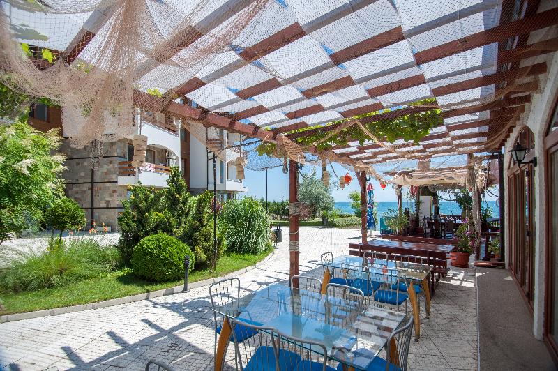 Robinson Vip Apartments