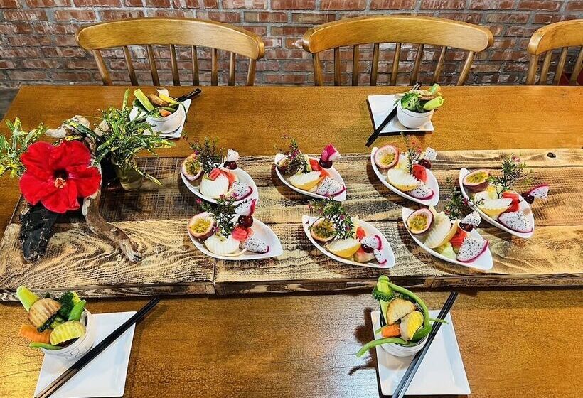 تختخواب و صبحانه Cat Sky Country Homestay