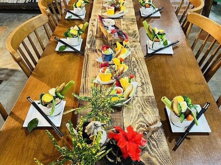 تختخواب و صبحانه Cat Sky Country Homestay