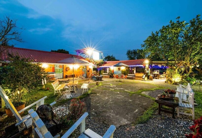 تختخواب و صبحانه Cat Sky Country Homestay