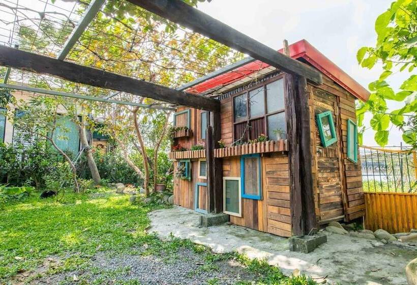 تختخواب و صبحانه Cat Sky Country Homestay