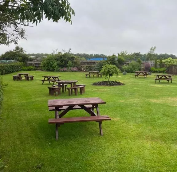 Aamiaismajoitus (B&B) The Ball Alley