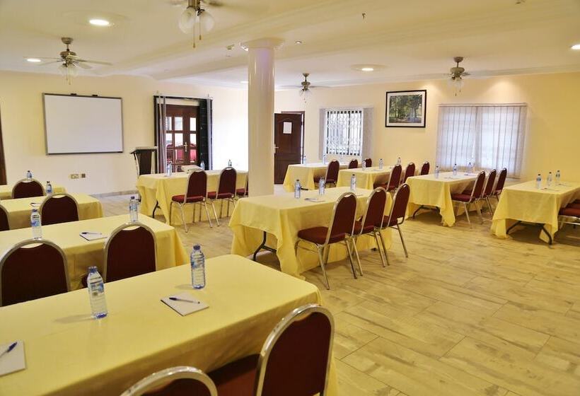 Eden Vale Hotel & Executive Training Cen