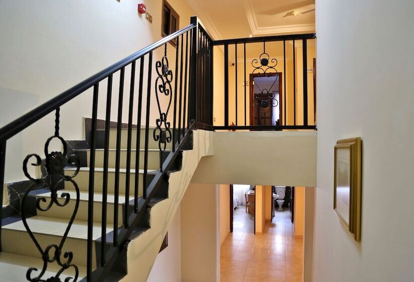 Eden Vale Hotel & Executive Training Cen