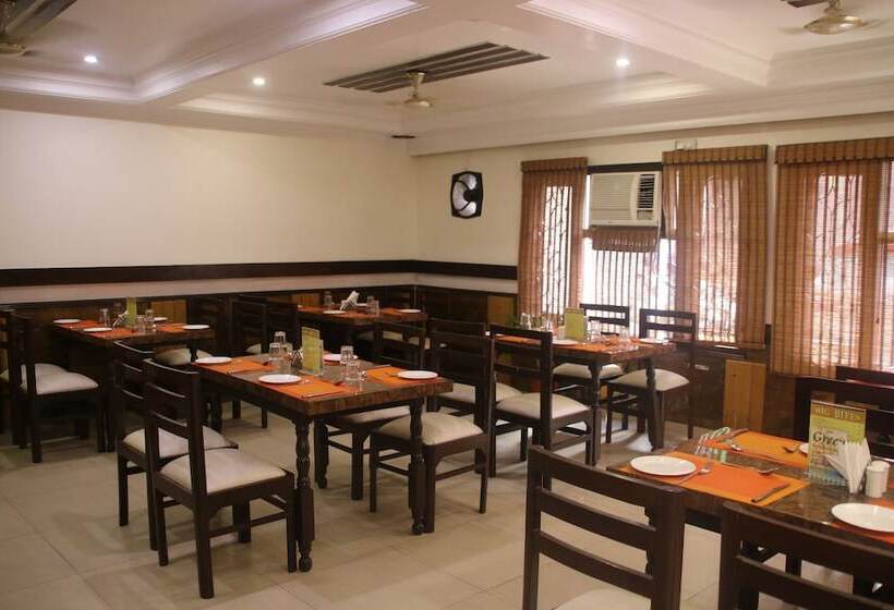 Green View By Green Tree Hotels