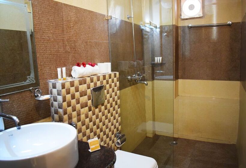 Green View By Green Tree Hotels