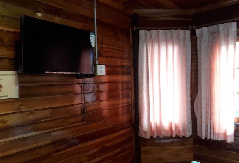 Hotel Baan Suan Hinghoy