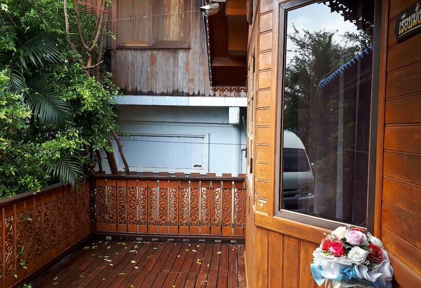 Hotel Baan Suan Hinghoy