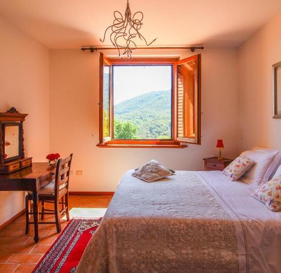 호텔 Agriturismo Boschi Di Montecalvi