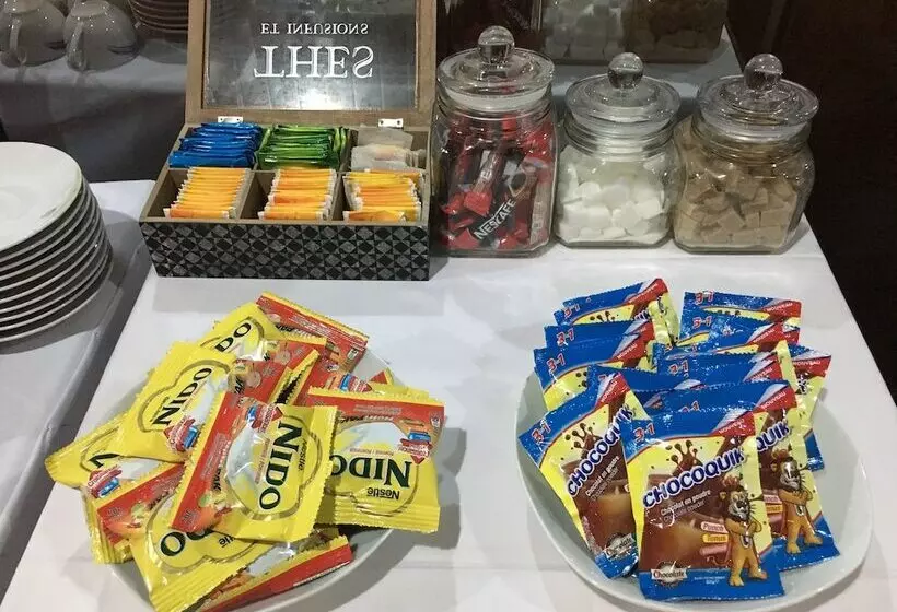 هتل Méditerranéen Hôtel