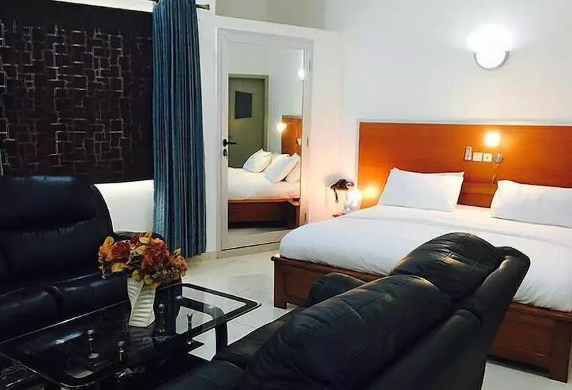 هتل Méditerranéen Hôtel