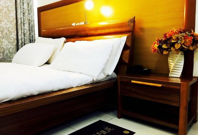 هتل Méditerranéen Hôtel