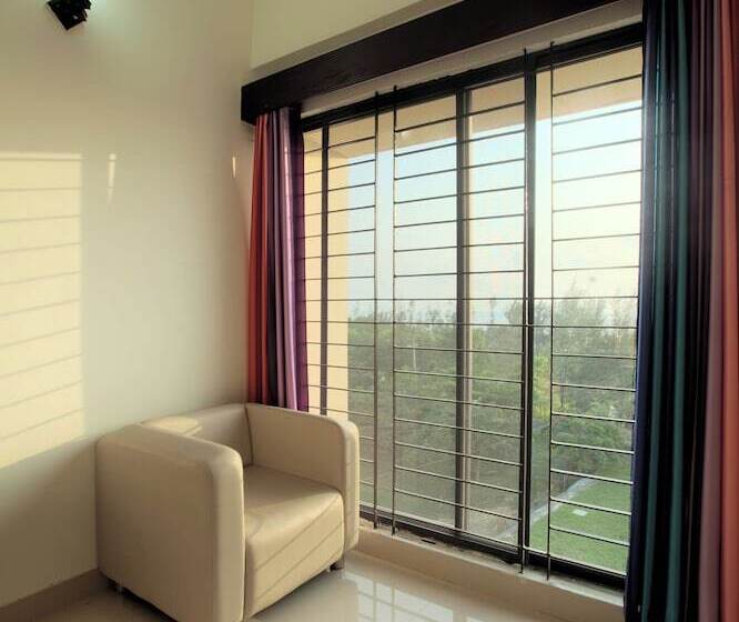 فندق Orchid Blue