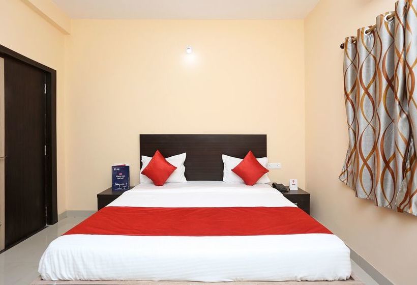 فندق Oyo 8858 The Corpz Inn