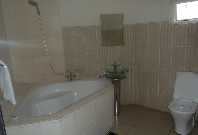 هتل Richland Lodges