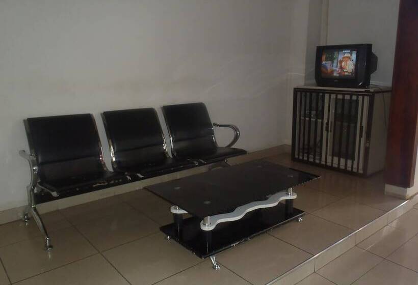 هتل Richland Lodges