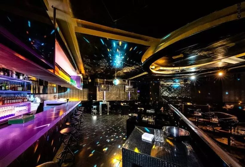 هتل Riviera Royal