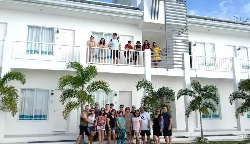 ホテル Seascape Beach Resort Oslob