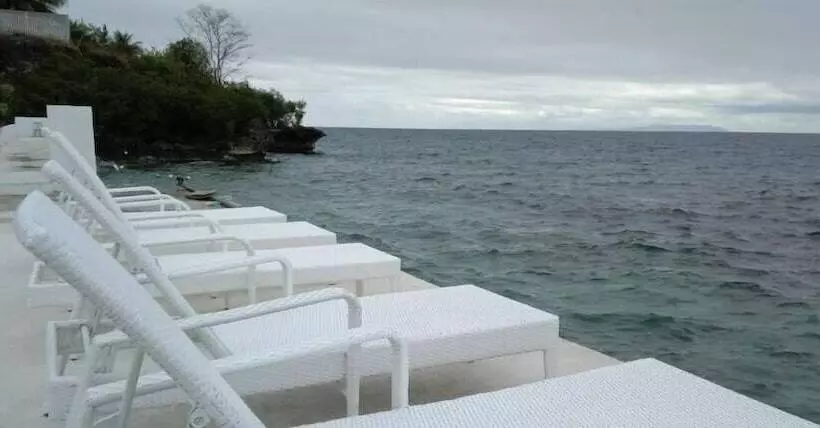ホテル Seascape Beach Resort Oslob