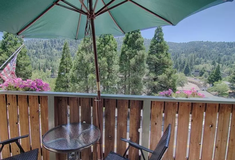 Hotelli The North Shore Inn