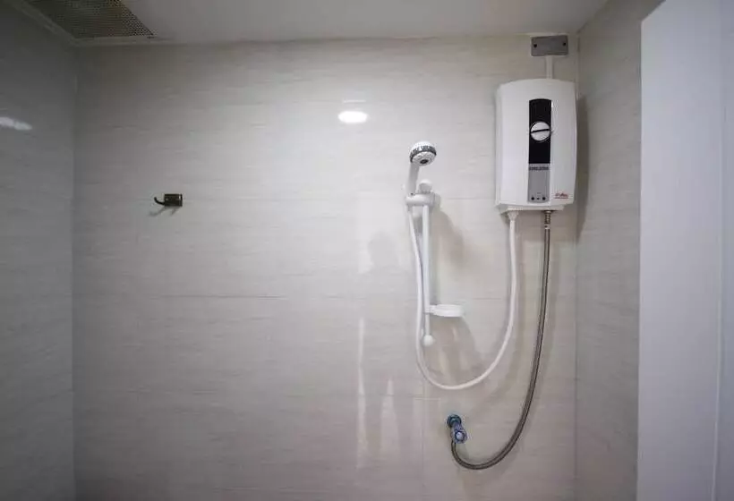 هتل Vimaan Navy Resort