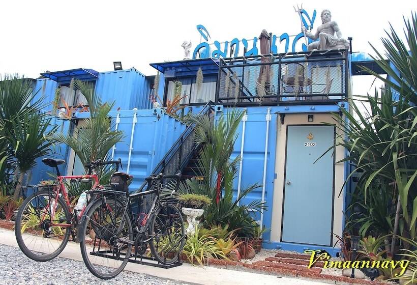 ホテル Vimaan Navy Resort