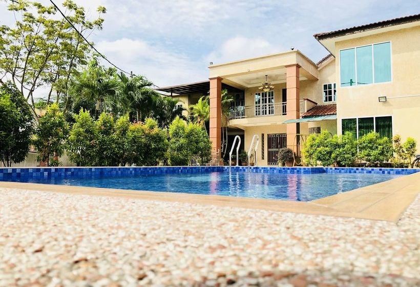 One 5 Residence Homestay