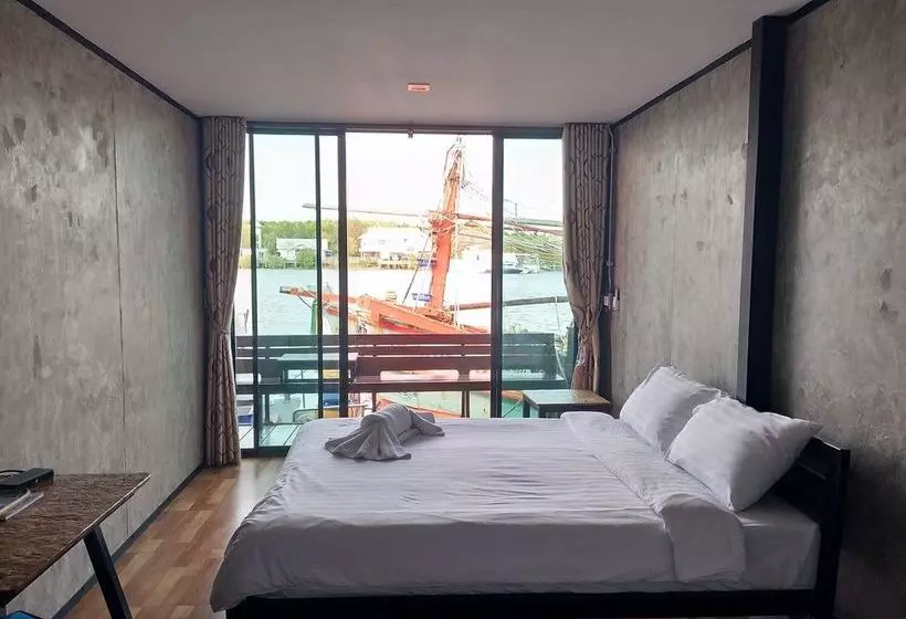 ペンション Baan Sudsakorn Homestay