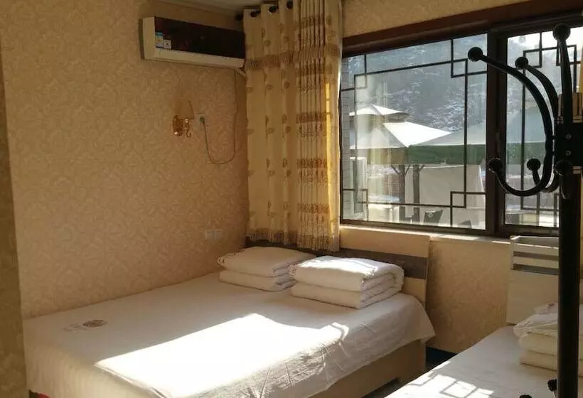 Majatalo Beijing Ju Man Yuan Triditional