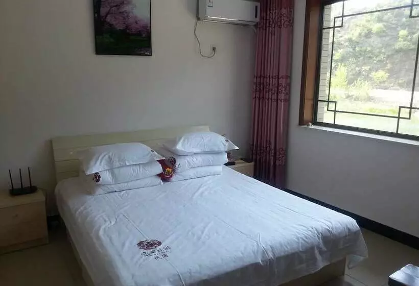 Majatalo Beijing Ju Man Yuan Triditional