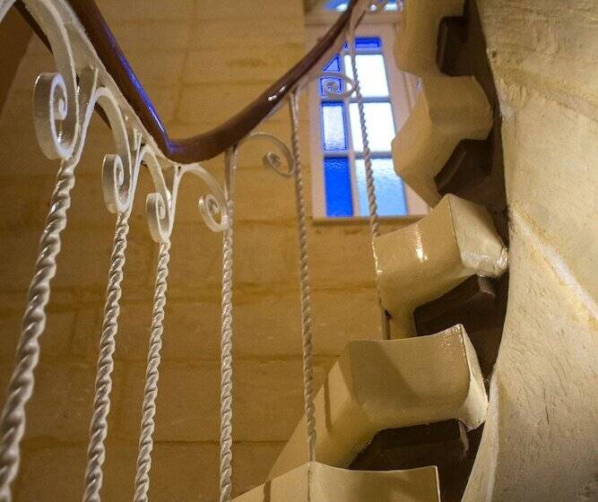 پانسیون Casa Azzopardi Suites