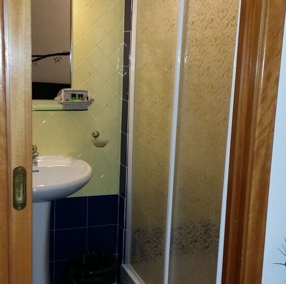 פנסיון Guest House Park Valmontone