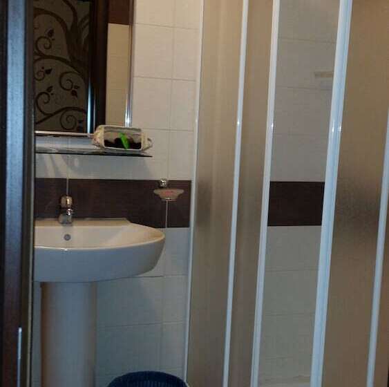 פנסיון Guest House Park Valmontone