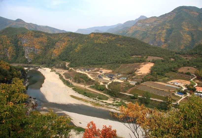 بنسيون Nongam Jongtaek