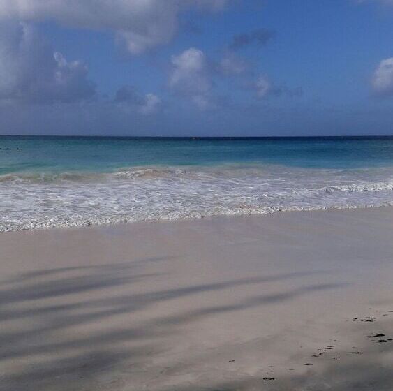 پانسیون Sue's Homestay