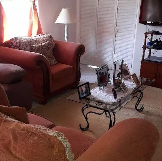 پانسیون Sue's Homestay