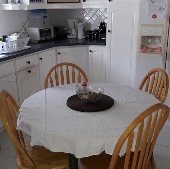 پانسیون Sue's Homestay