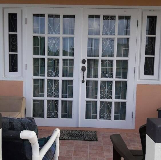 پانسیون Sue's Homestay