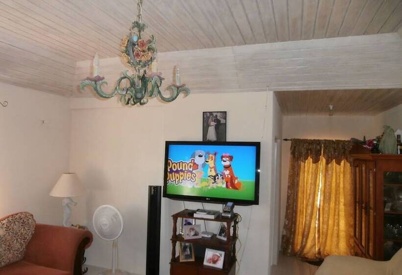 پانسیون Sue's Homestay