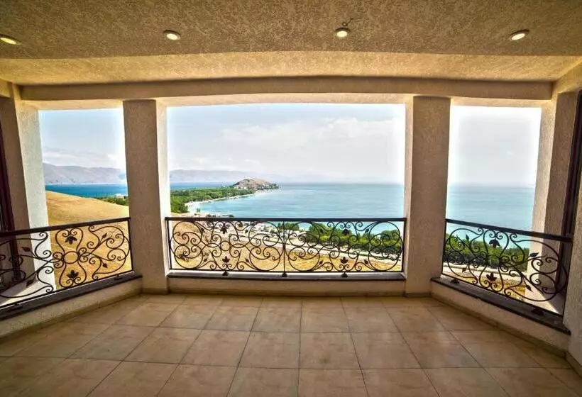 Sevan Villa