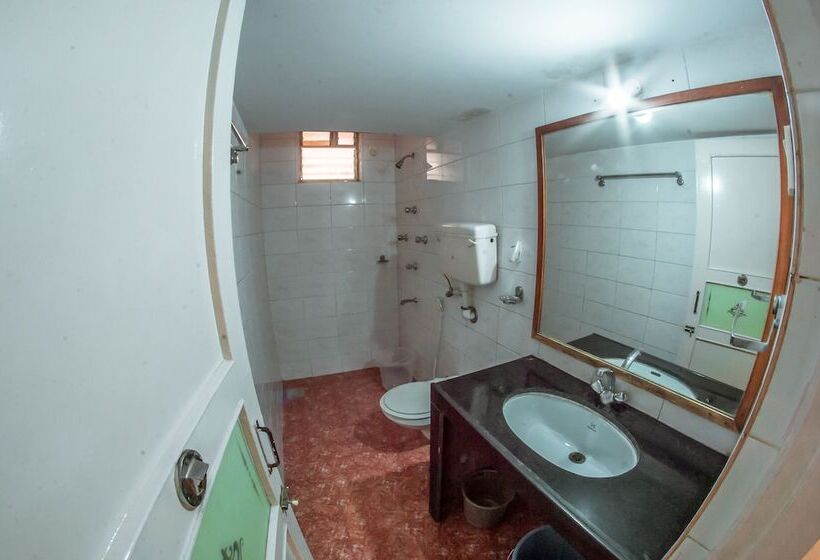 Showstopper Apartments 1 Bhk Pool View