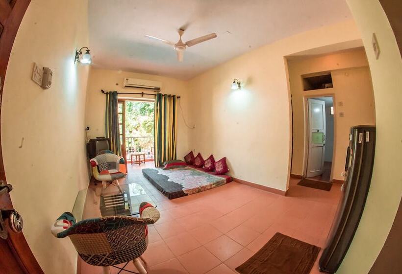 Showstopper Apartments 1 Bhk Pool View