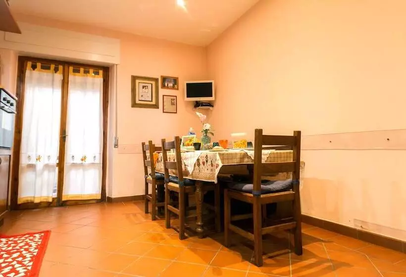 Aamiaismajoitus (B&B) La Bella Casa Del Cuoco