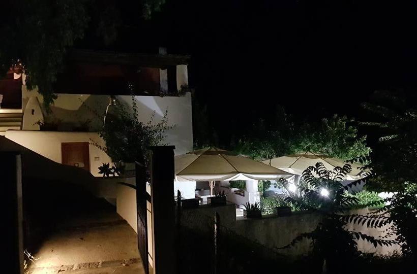 민박 La Villa Rossa