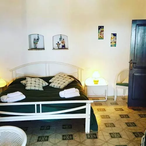 ベッドアンドブレックファースト La Villa Rossa