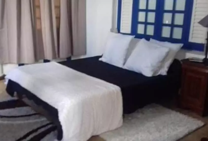 تختخواب و صبحانه Vi Get' S