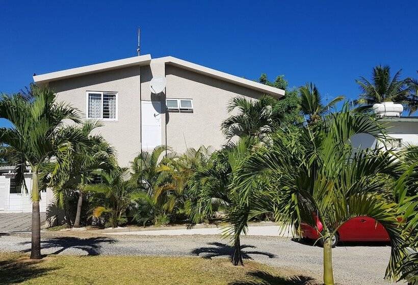 Blue Ocean Suites & Apartments