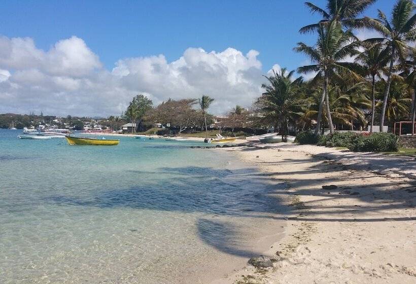 Blue Ocean Suites & Apartments