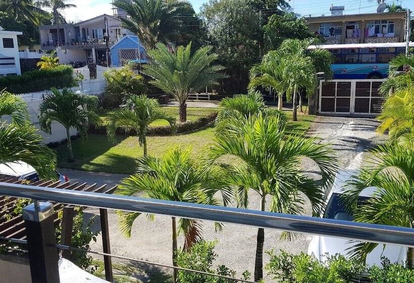 Blue Ocean Suites & Apartments