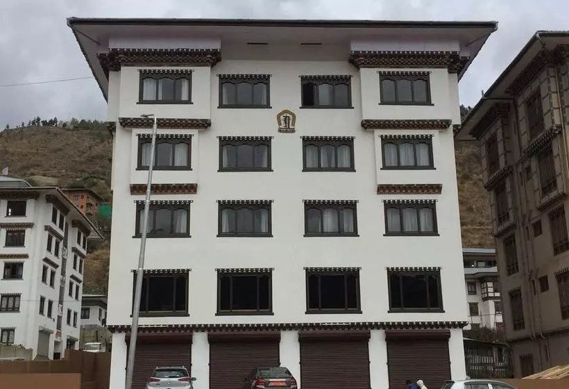 Choni Apartment